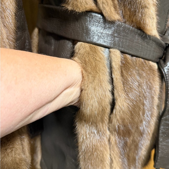 🤎 Vintage 60s/70s Mink & Leather Coat | Fields of Monroe | Luxe Heritage Fur 🤎 - Picture 6 of 14